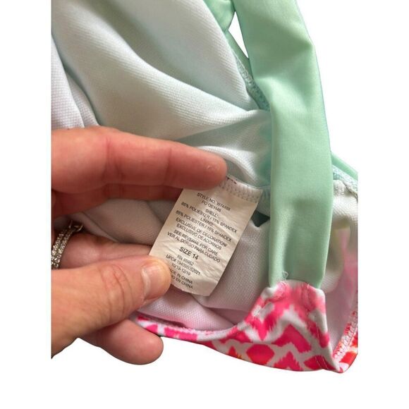 Old Navy & Under Armour /Vineyard vines Girls' Swimsuit Bundle  Size: 14 - Picture 3 of 12